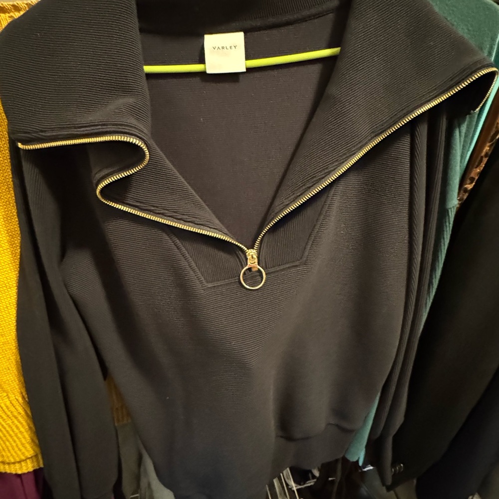Varley Black Ribbed Jacket with Gold Zipper